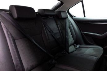 SKODA OCTAVIA 2.0 TDI SE L Hatchback 5dr Diesel DSG 7Spd Euro 6 (s/s) (150 ps)