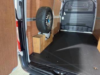 MERCEDES-BENZ eSprinter 55kWh Progressive Panel Van 5dr Electric Auto FWD L2 H2 20kW Cha