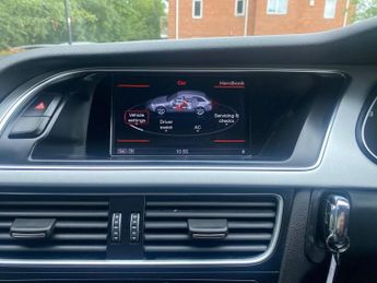 AUDI A4 AVANT 2.0 TDI S line Multitronic Euro 5 (s/s) 5dr