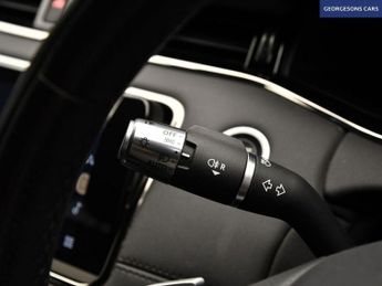 LAND ROVER RANGE ROVER EVOQUE 1.5 P300e 12.2kWh R-Dynamic SE SUV 5dr Petrol Plug-in Hybrid Aut