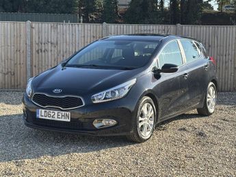 Kia Ceed 1.6 CRDi 2 Hatchback 5dr Diesel Auto Euro 5 (126 bhp)