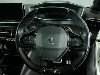 PEUGEOT E-2008 50kWh GT Line SUV 5dr Electric Auto (136 ps)