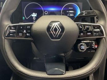 RENAULT MEGANE E-TECH 60kWh techno+ Hatchback 5dr Electric Auto (optimum charge) (220 