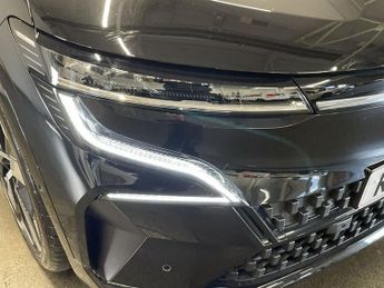RENAULT MEGANE E-TECH 60kWh techno+ Hatchback 5dr Electric Auto (optimum charge) (220 