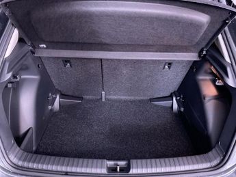 SKODA FABIA 1.0 TSI Design Edition Hatchback 5dr Petrol DSG Euro 6 (s/s) (11