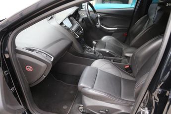 FORD FOCUS 2.0T EcoBoost ST-3 Hatchback 5dr Petrol Manual Euro 6 (s/s) (250