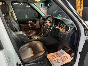 LAND ROVER DISCOVERY 4 3.0 SD V6 Landmark SUV 5dr Diesel Auto 4WD Euro 6 (s/s) (256 bhp