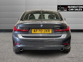 BMW 3 SERIES 2.0 330e 12kWh SE Pro Saloon 4dr Petrol Plug-in Hybrid Auto Euro