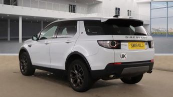 LAND ROVER DISCOVERY SPORT 2.0 TD4 Landmark SUV 5dr Diesel Auto 4WD Euro 6 (s/s) (180 ps)