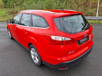 FORD FOCUS 1.6 Zetec Estate 5dr Petrol Powershift Euro 5 (125 ps)