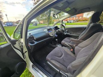 HONDA JAZZ 1.3h IMA HS Hatchback 5dr Petrol Hybrid CVT Euro 5 (102 ps)