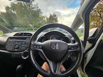 HONDA JAZZ 1.3h IMA HS Hatchback 5dr Petrol Hybrid CVT Euro 5 (102 ps)