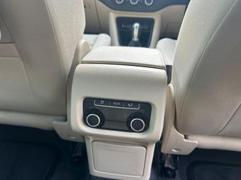 SEAT ALHAMBRA 2.0 TDI CR SE MPV 5dr Diesel DSG Euro 5 (s/s) (140 ps)