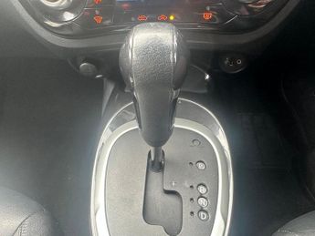 NISSAN JUKE 1.6000000000000001l 5d  AUTO  190 BHP
