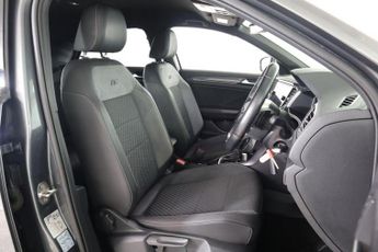 VOLKSWAGEN T-ROC 1.5 TSI EVO R-Line DSG Euro 6 (s/s) 5dr
