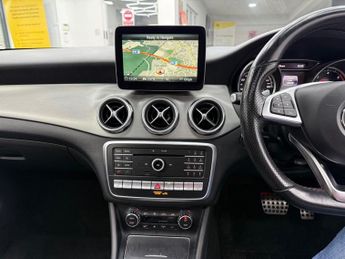 MERCEDES-BENZ GLA 2.1 GLA200d AMG Line (Premium Plus) SUV 5dr Diesel 7G-DCT 4MATIC