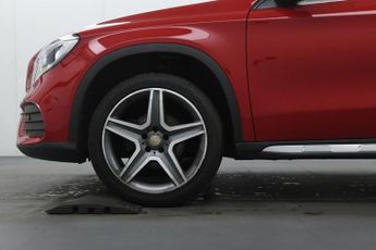 MERCEDES-BENZ GLA 2.1 GLA200d AMG Line (Premium Plus) SUV 5dr Diesel 7G-DCT 4MATIC