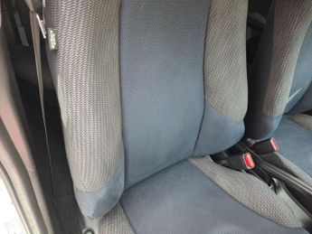 HONDA JAZZ 1.4 i-VTEC ES Plus Hatchback 5dr Petrol CVT Euro 5 (99 ps)