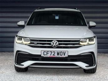 VOLKSWAGEN TIGUAN 2.0 TDi R-Line [Nav] 2WD 5dr