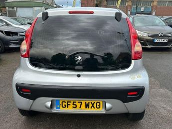 PEUGEOT 107 1.0 12V Urban Hatchback 5dr Petrol 2 Tronic Euro 4 (68 ps)