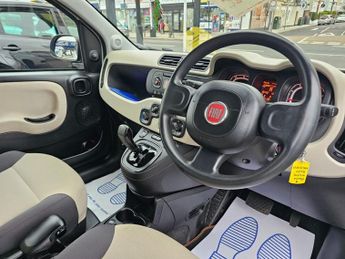 FIAT PANDA AUTOMATIC 0.9 TwinAir Easy Hatchback 5dr Petrol Dualogic Euro 6 