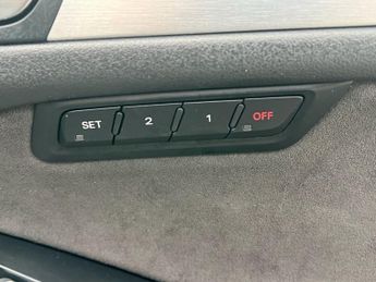 AUDI Q5 2.0 TDI S line Plus SUV 5dr Diesel S Tronic quattro Euro 6 (s/s)