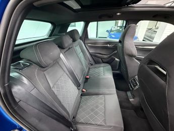 SKODA KAROQ 2.0 TSI SportLine SUV 5dr Petrol DSG 4WD Euro 6 (s/s) (190 ps)