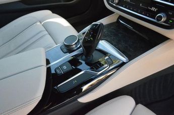 BMW 5 SERIES 3.0 530d M Sport Touring 5dr Diesel Auto xDrive Euro 6 (s/s) (26