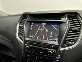 HYUNDAI SANTA FE 2.2 CRDi Blue Drive Premium SUV 5dr Diesel Auto 4WD Euro 6 (s/s)