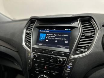 HYUNDAI SANTA FE 2.2 CRDi Blue Drive Premium SUV 5dr Diesel Auto 4WD Euro 6 (s/s)