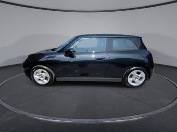 MINI ELECTRIC COOPER SE 54.2kWh Classic Hatchback 3dr Electric Auto (218 ps)