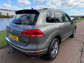 VOLKSWAGEN TOUAREG 3.0 TDI V6 BlueMotion Tech SE SUV 5dr Diesel Tiptronic 4WD Euro 