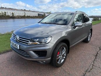 VOLKSWAGEN TOUAREG 3.0 TDI V6 BlueMotion Tech SE SUV 5dr Diesel Tiptronic 4WD Euro 