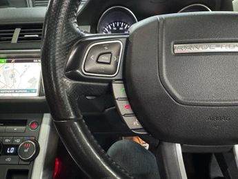 LAND ROVER RANGE ROVER EVOQUE 2.2 SD4 Dynamic SUV 5dr Diesel Auto 4WD Euro 5 (s/s) (190 ps)