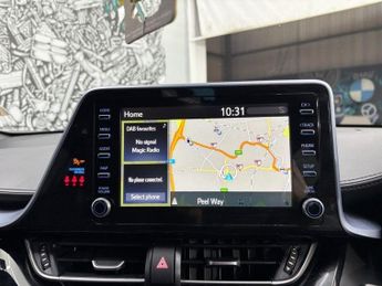 TOYOTA C-HR 1.8 VVT-h GPF Design SUV 5dr Petrol Hybrid CVT Euro 6 (s/s) (122