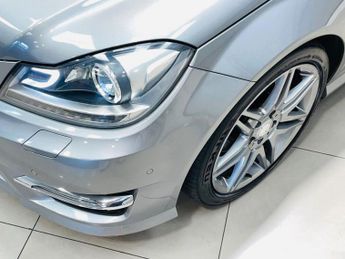 MERCEDES-BENZ C-CLASS 2.1 C250 CDI BlueEfficiency AMG Sport Plus Saloon 4dr Diesel G-T