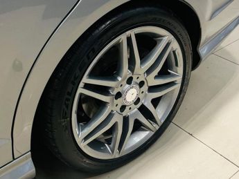MERCEDES-BENZ C-CLASS 2.1 C250 CDI BlueEfficiency AMG Sport Plus Saloon 4dr Diesel G-T