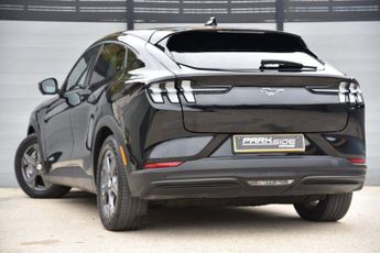 FORD MUSTANG MACH-E Extended Range 91kWh SUV 5dr Electric Automatic (294 ps)