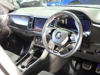 SKODA KODIAQ 2.0 TSI vRS SUV 5dr Petrol DSG 4WD Euro 6 (s/s) (7 Seat) (245 ps