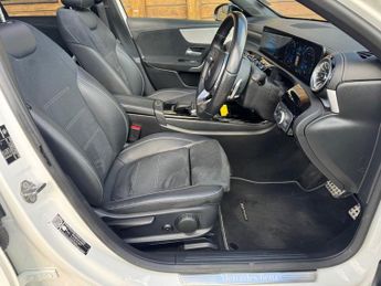 MERCEDES-BENZ A CLASS 1.3 A250e 15.6kWh AMG Line Edition (Premium Plus) Saloon 4dr Pet