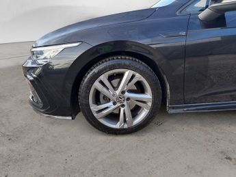 VOLKSWAGEN GOLF 1.5 eTSI MHEV R-Line Hatchback 5dr Petrol Hybrid DSG Euro 6 (s/s