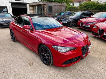 Alfa Romeo Giulia 2.0 TB VELOCE 4d 277 BHP