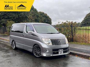 Nissan Elgrand 3.5 ELGRAND MPV 5d Auto