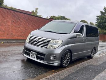 NISSAN ELGRAND 3.5 ELGRAND MPV 5d Auto