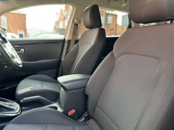 KIA CARENS 1.7 CRDi 2 MPV 5dr Diesel Auto Euro 5 (134 bhp)