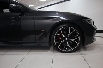 BMW 5 SERIES 2.0 520d MHT M Sport Touring 5dr Diesel Hybrid Steptronic Euro 6