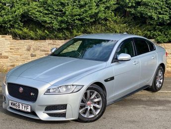 Jaguar XF 2.0d R-Sport Saloon 4dr Diesel Auto Euro 6 (s/s) (163 ps)