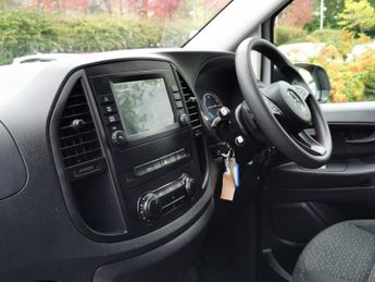MERCEDES-BENZ EVITO 116 e 66kWh Progressive Panel Van 6dr Electric Auto FWD L2 (LWB)