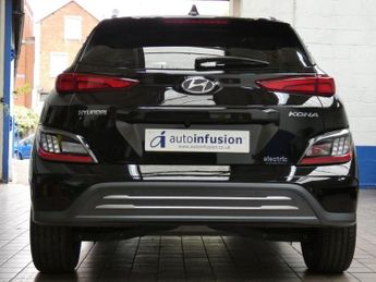 HYUNDAI KONA 64kWh Premium SUV 5dr Electric Auto (10.5kW Charger) (204 ps)