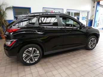 HYUNDAI KONA 64kWh Premium SUV 5dr Electric Auto (10.5kW Charger) (204 ps)